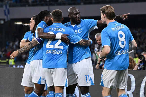 Napoli on kauden onnistunein esimerkki pelaajahankinnoista